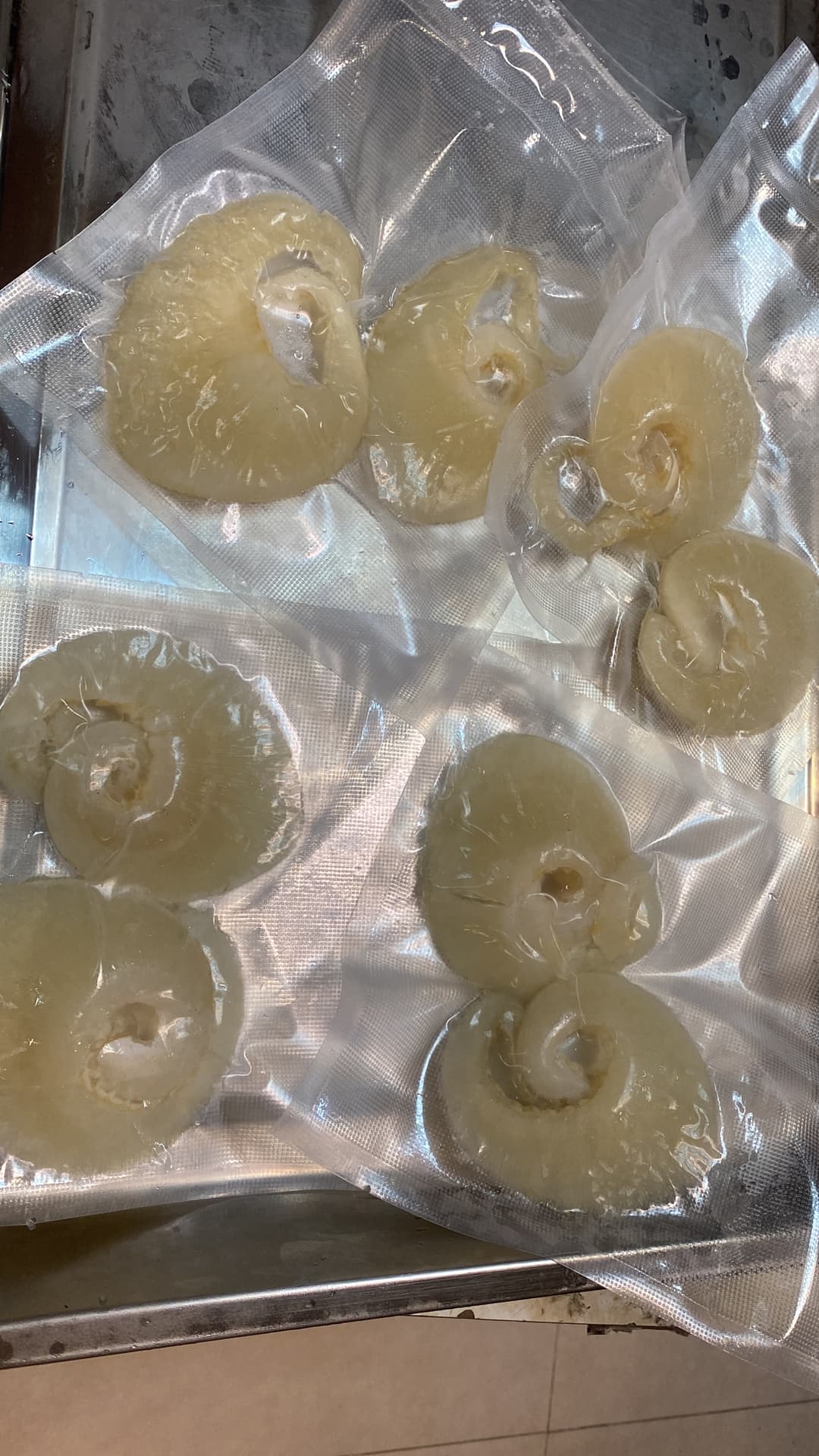 浸發7寸牙揀勾翅 - BAO